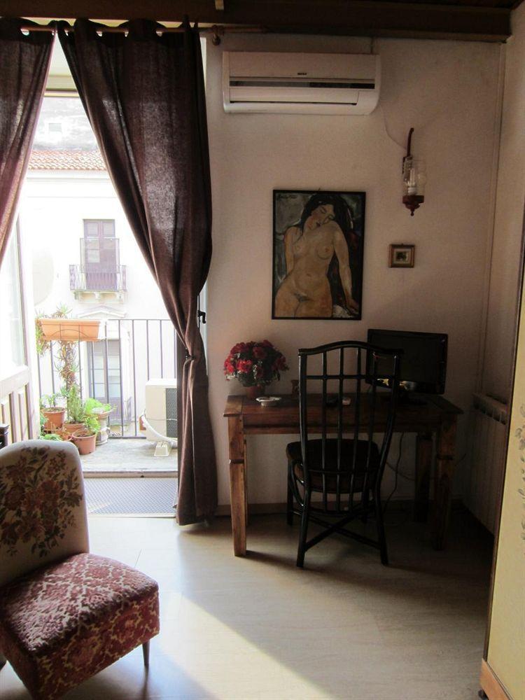 I Vespri Bed & Breakfast Catania Exterior photo